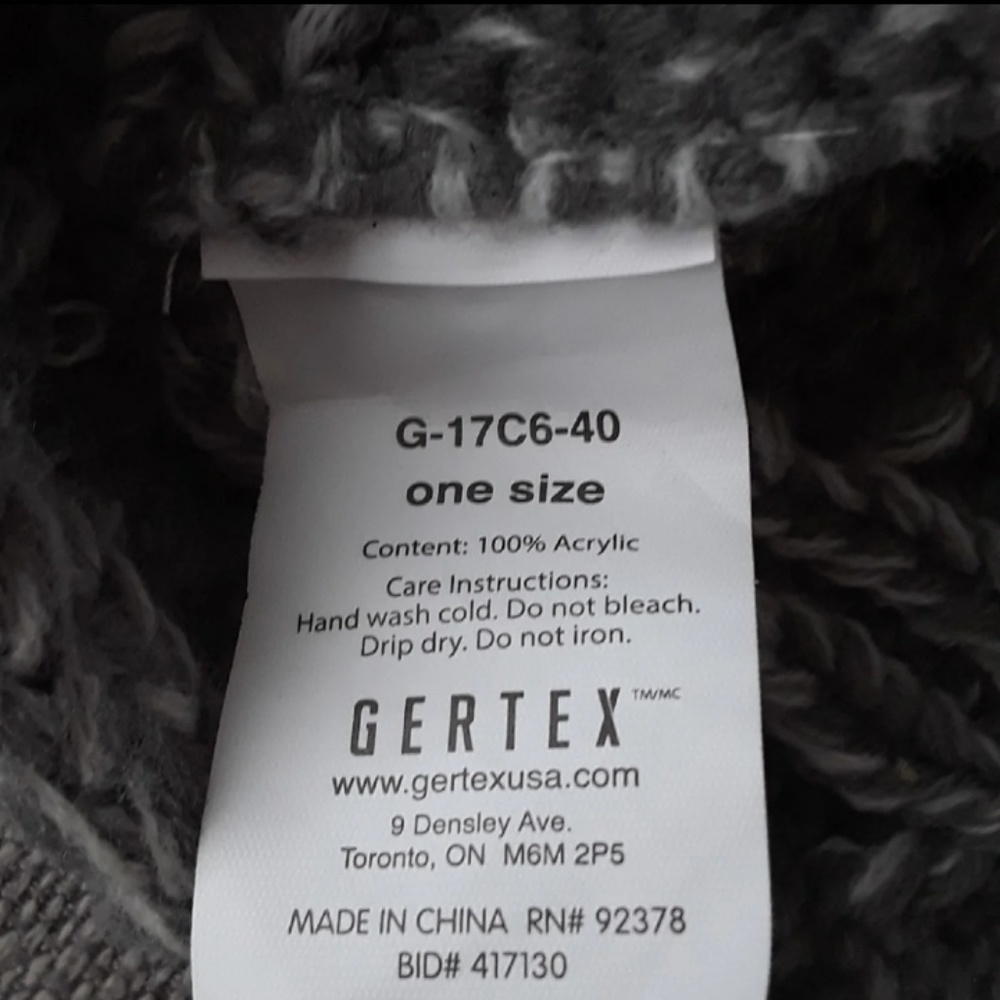 Grey infinity scarf - Picture 3 of 3